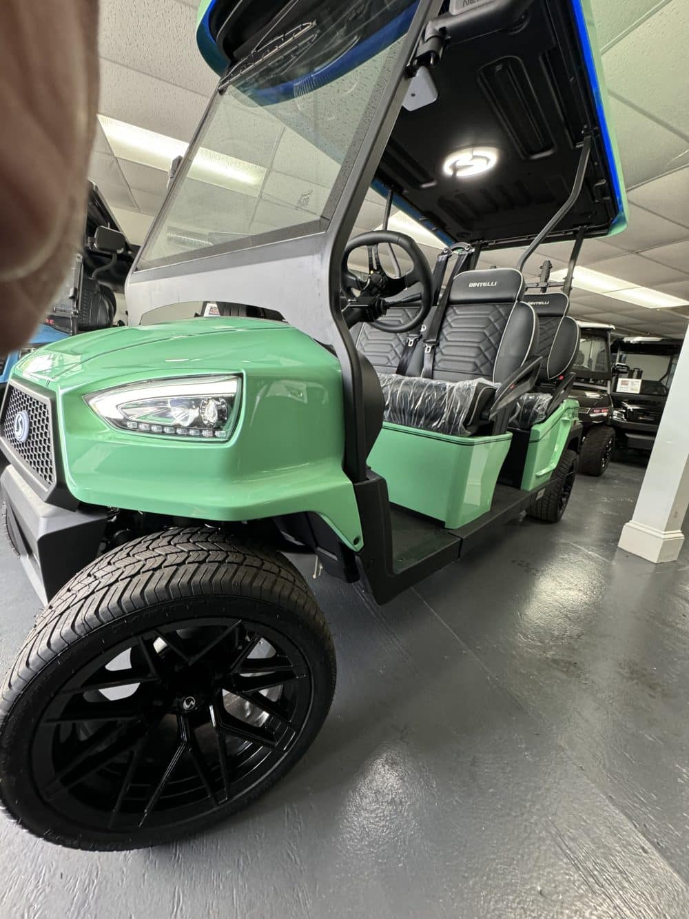 2024 Bintelli Nexus Forward Facing 4 Seater - Image 5