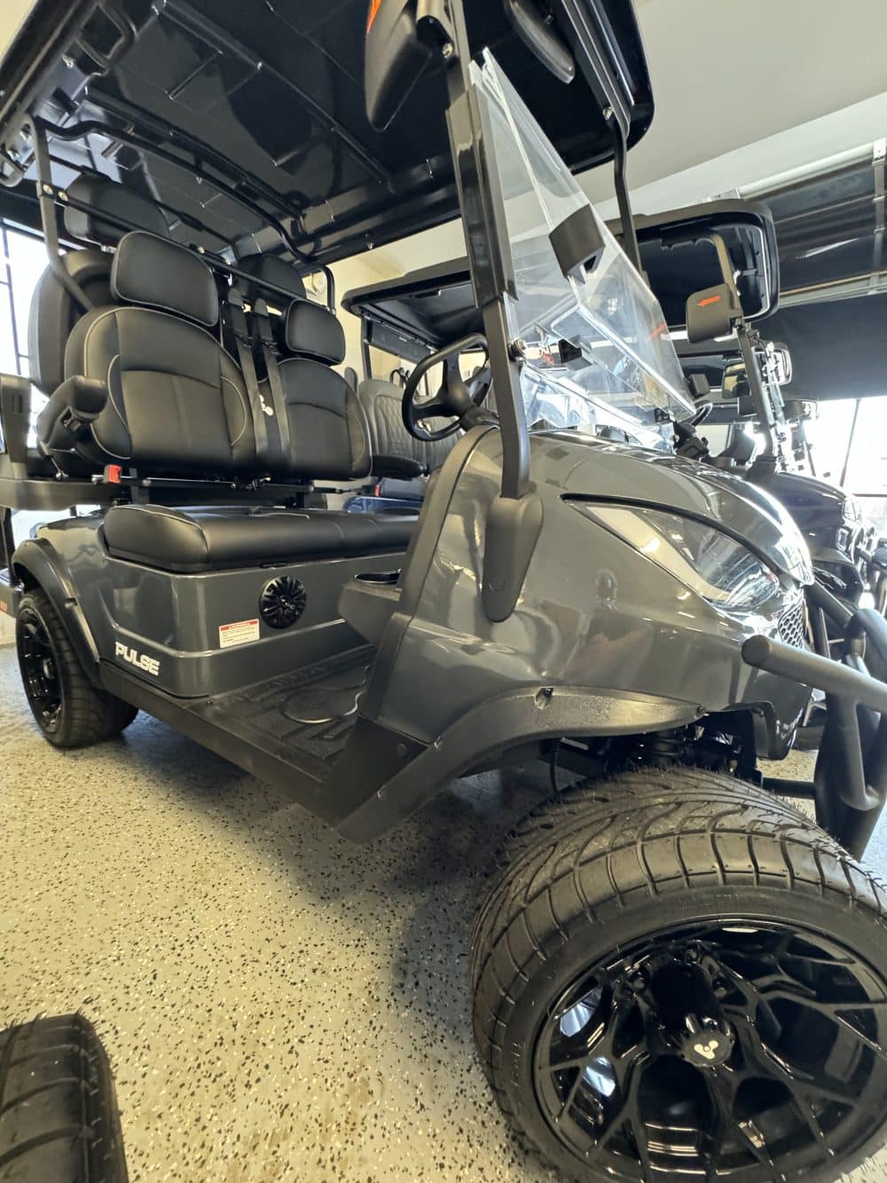 2024 BINTELLI ACTIVE EV - Lifted 4 Passenger - Lithium Battery - Image 2