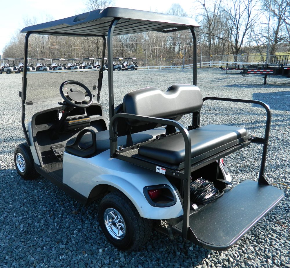 2020 EZGO TXT - Silver - Image 4