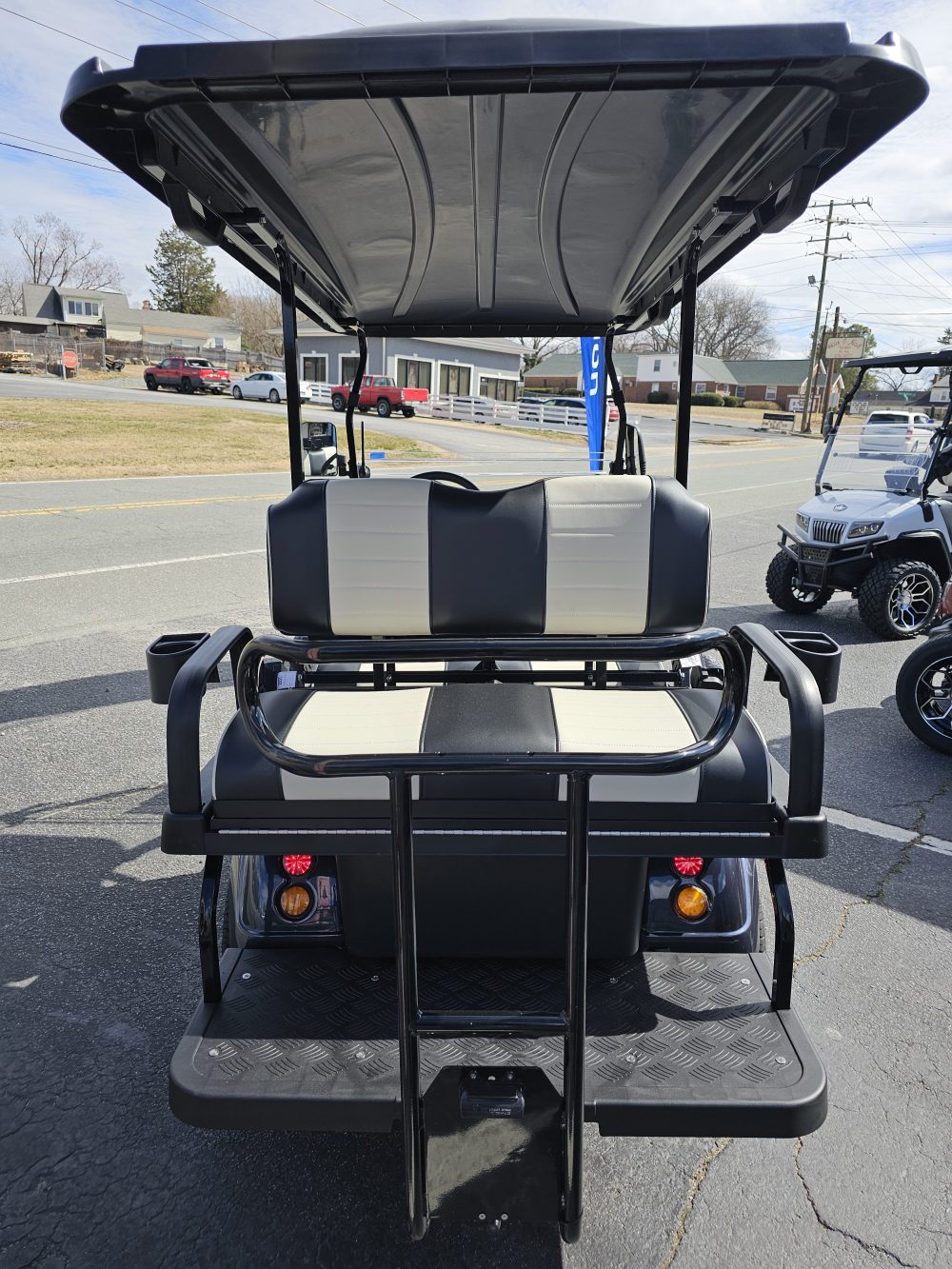 2025 Evolution Classic 4 Plus - Artic Gray - Image 5