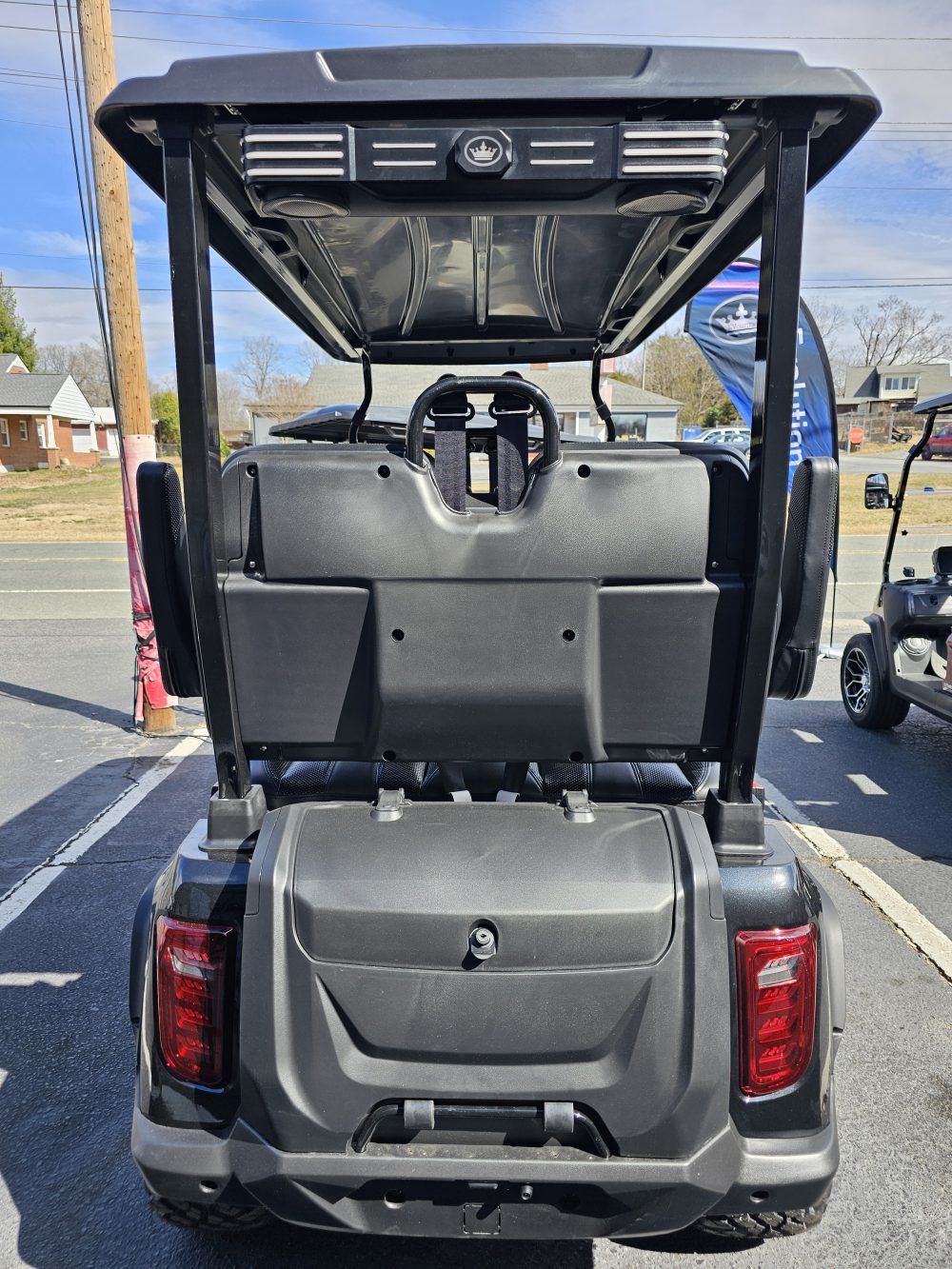 2025 Evolution D5 Maverick 4 Plus - Black Sapphire - Image 5