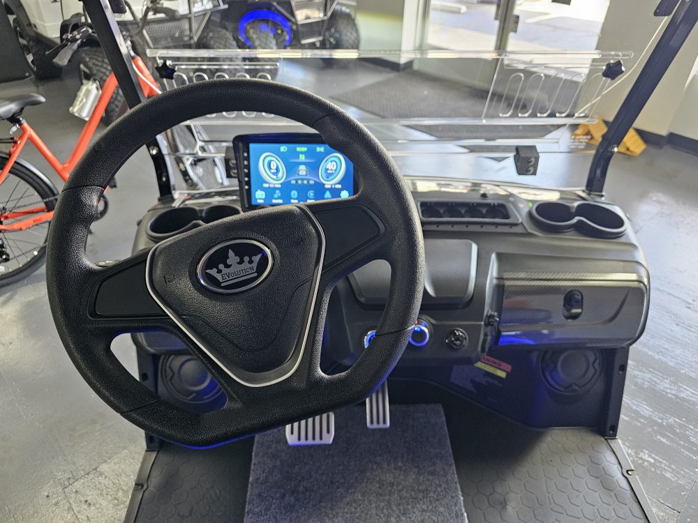 2025 Evolution D5 Maverick 2+2 Plus - Black Sapphire - Image 6