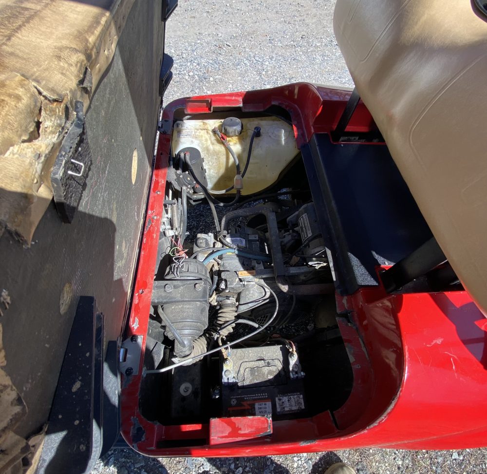 2014 EZGO TXT - RED - Image 4