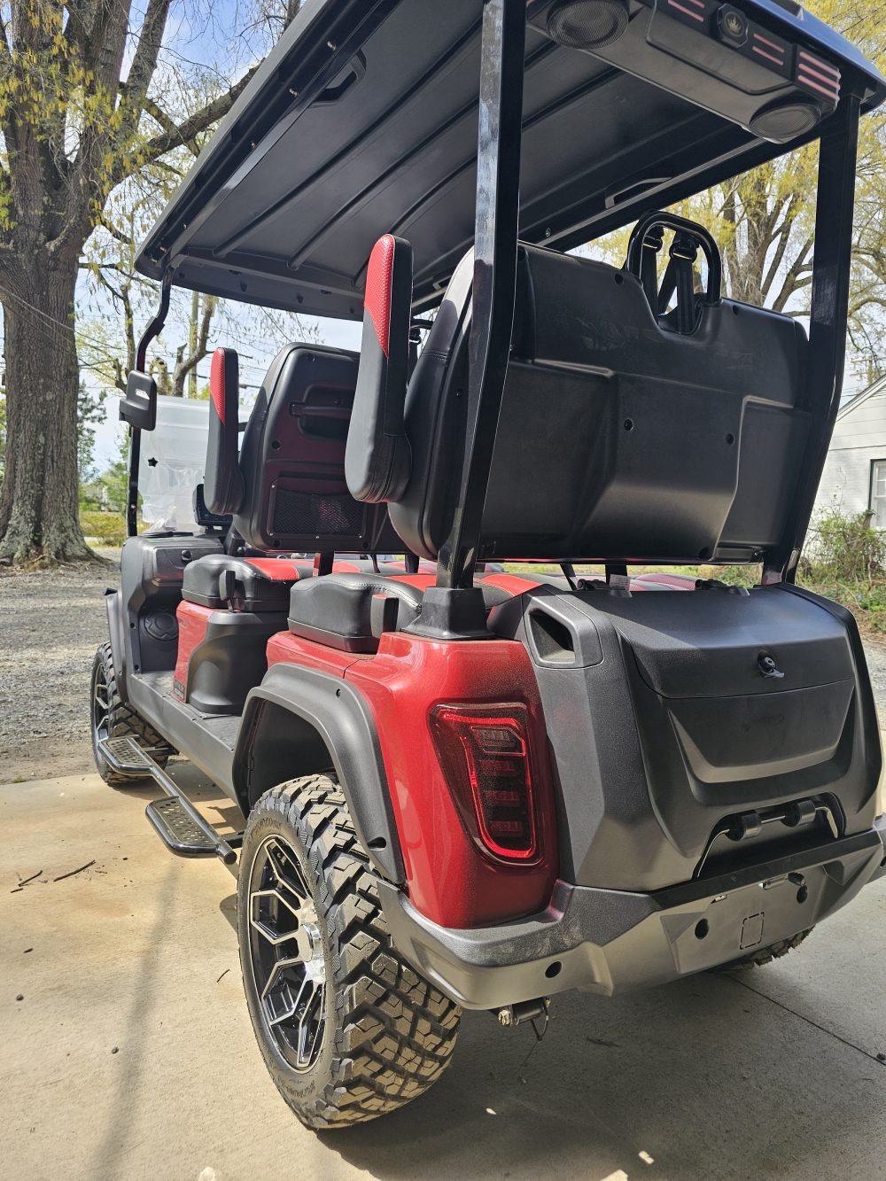 2025 Evolution Maverick 4 Plus - Flamenco Red - Image 3