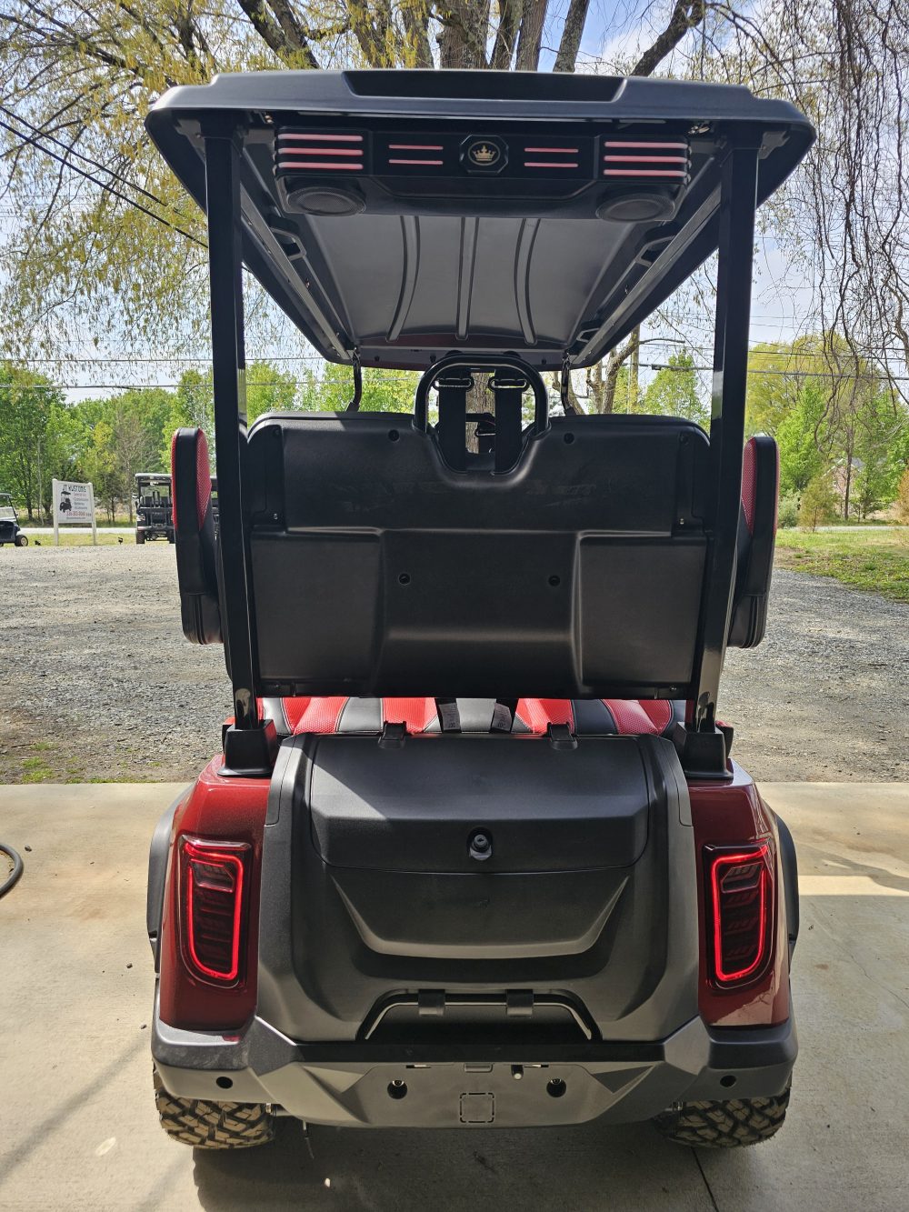 2025 Evolution Maverick 4 Plus - Flamenco Red - Image 4