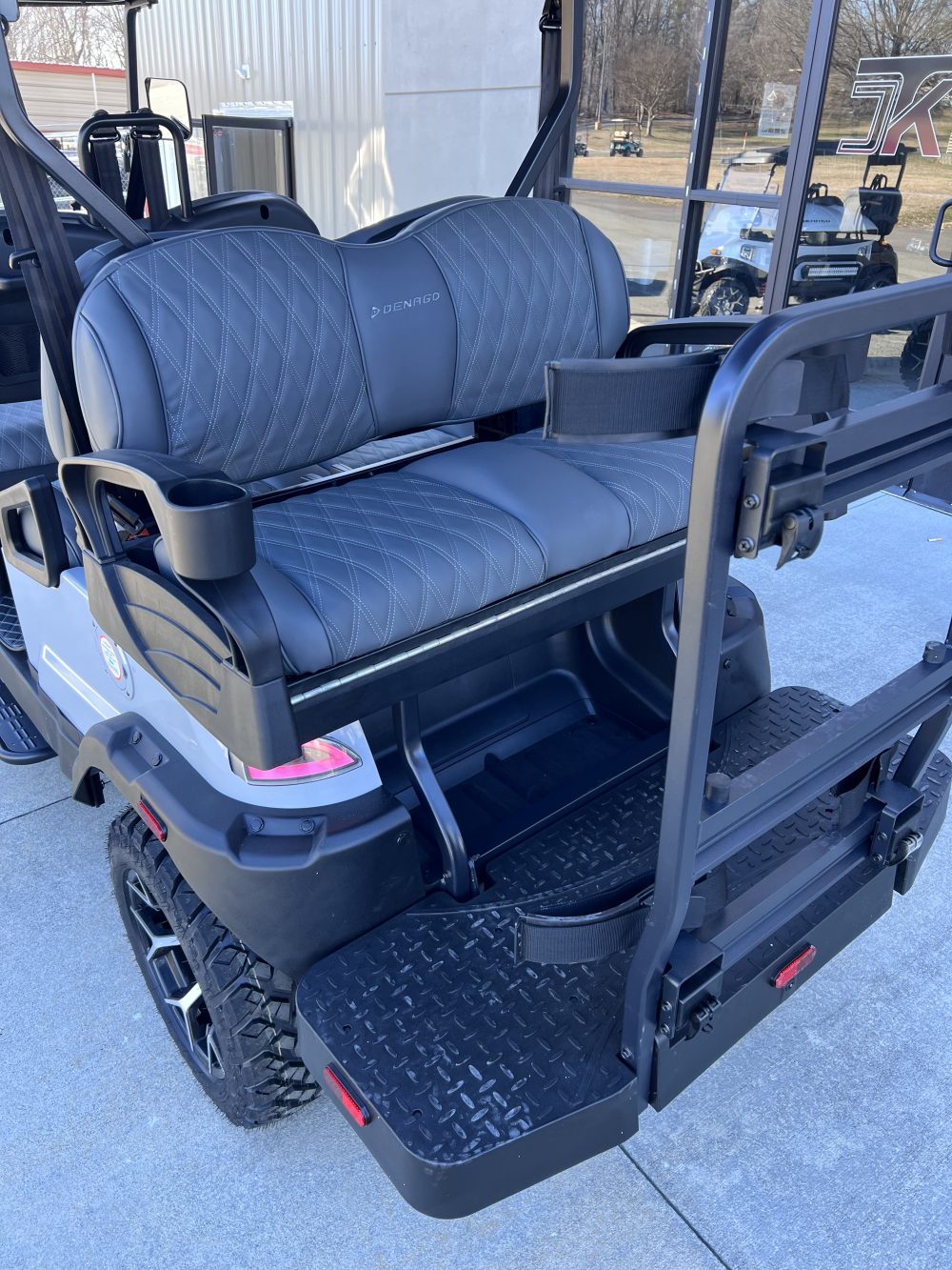 2025 DENAGO XL6 - SIX SEATER - GREY - Image 2