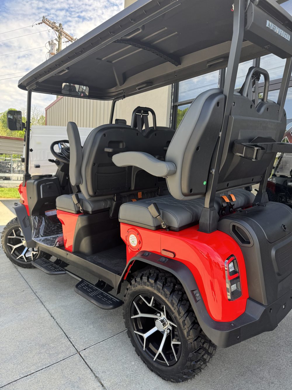 2025 DENAGO ROVER XL - SCARLET RED - Image 8