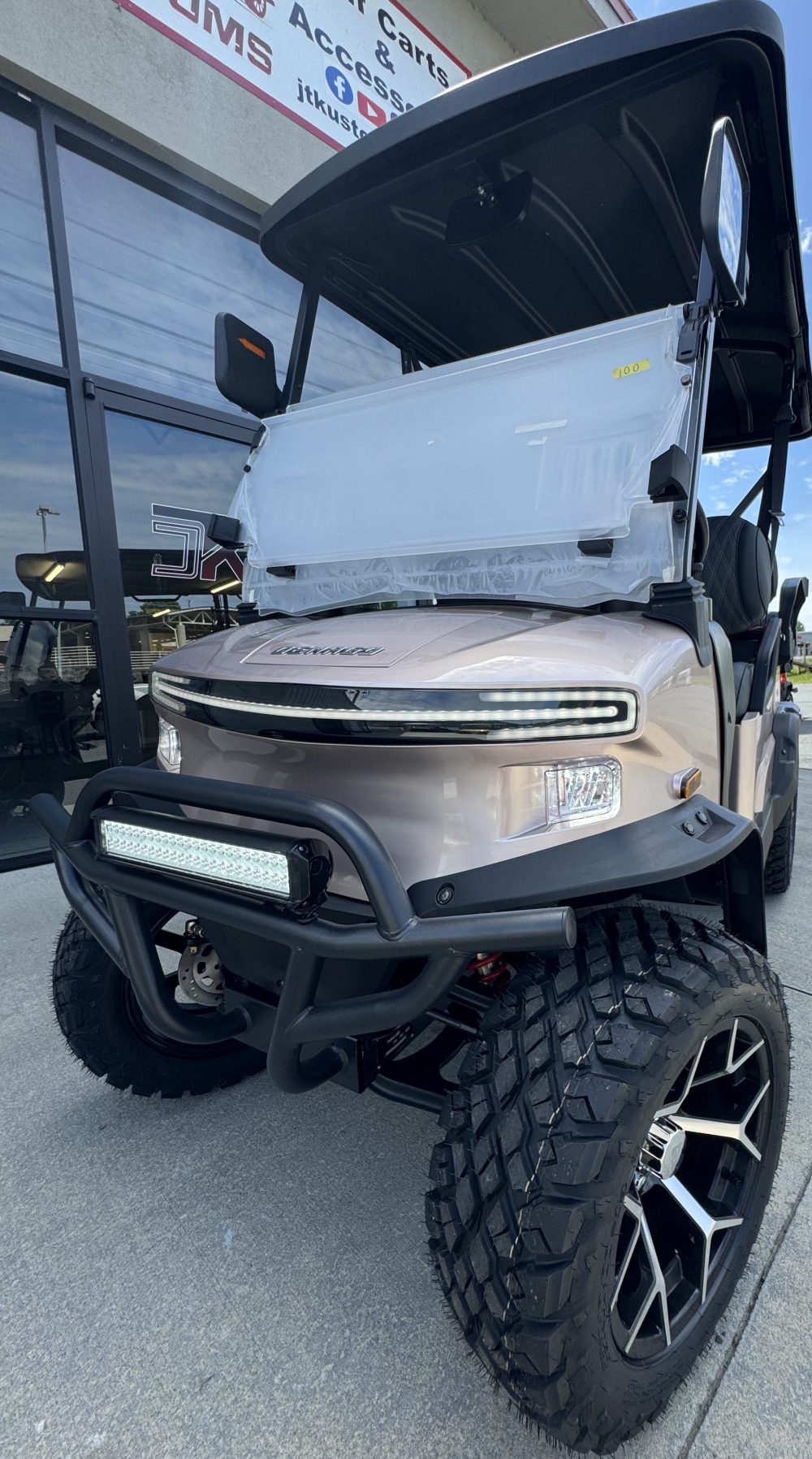 2025 DENAGO NOMAD XL - CHAMPAGNE - Image 6