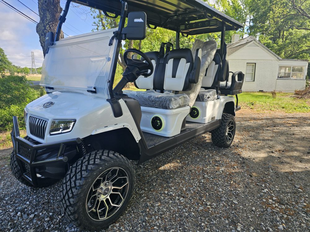 2025 Evolution NEW MODEL! D5 Maverick 4+2 Plus - Pearl White - Image 2