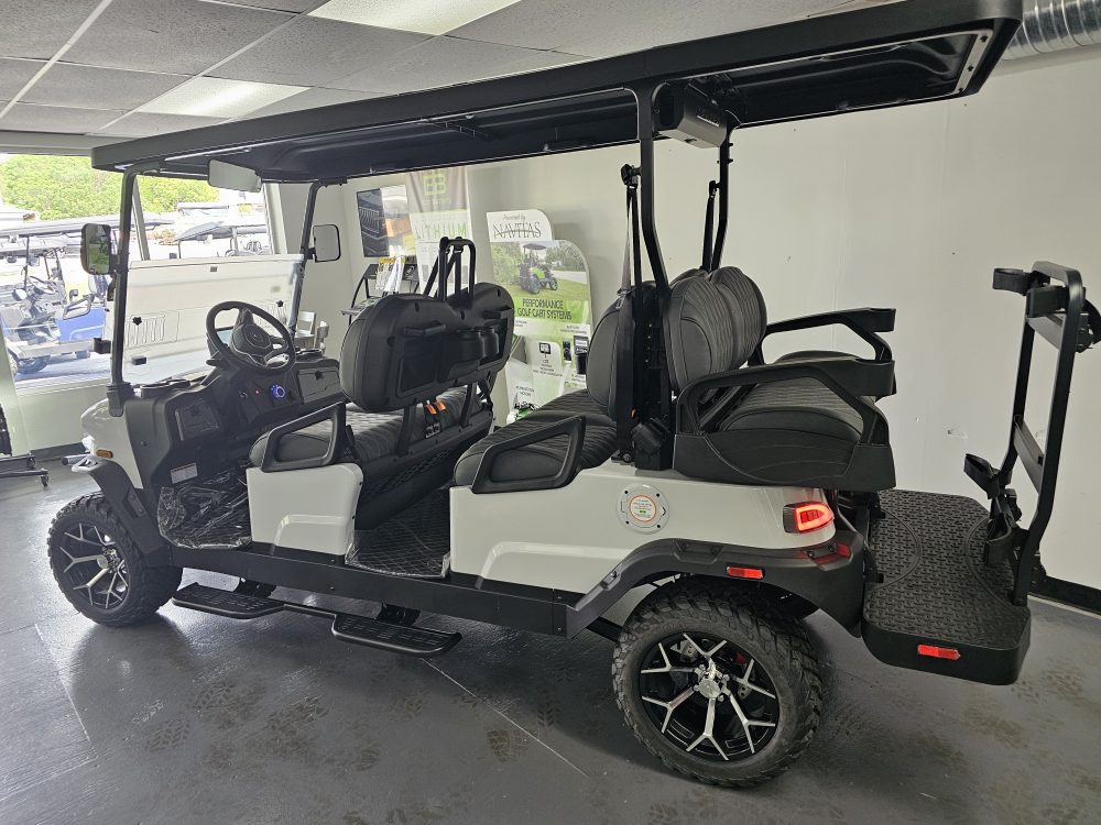 2025 Denago Rover XL 6 - White - Image 3