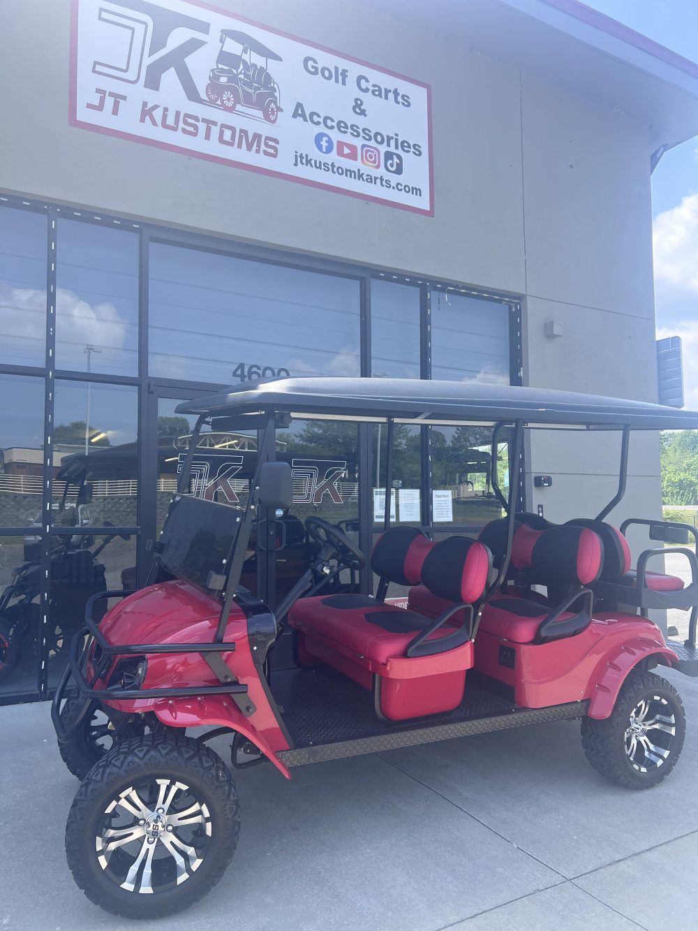 2021 Navitas 6 seater Titan - red - Image 4