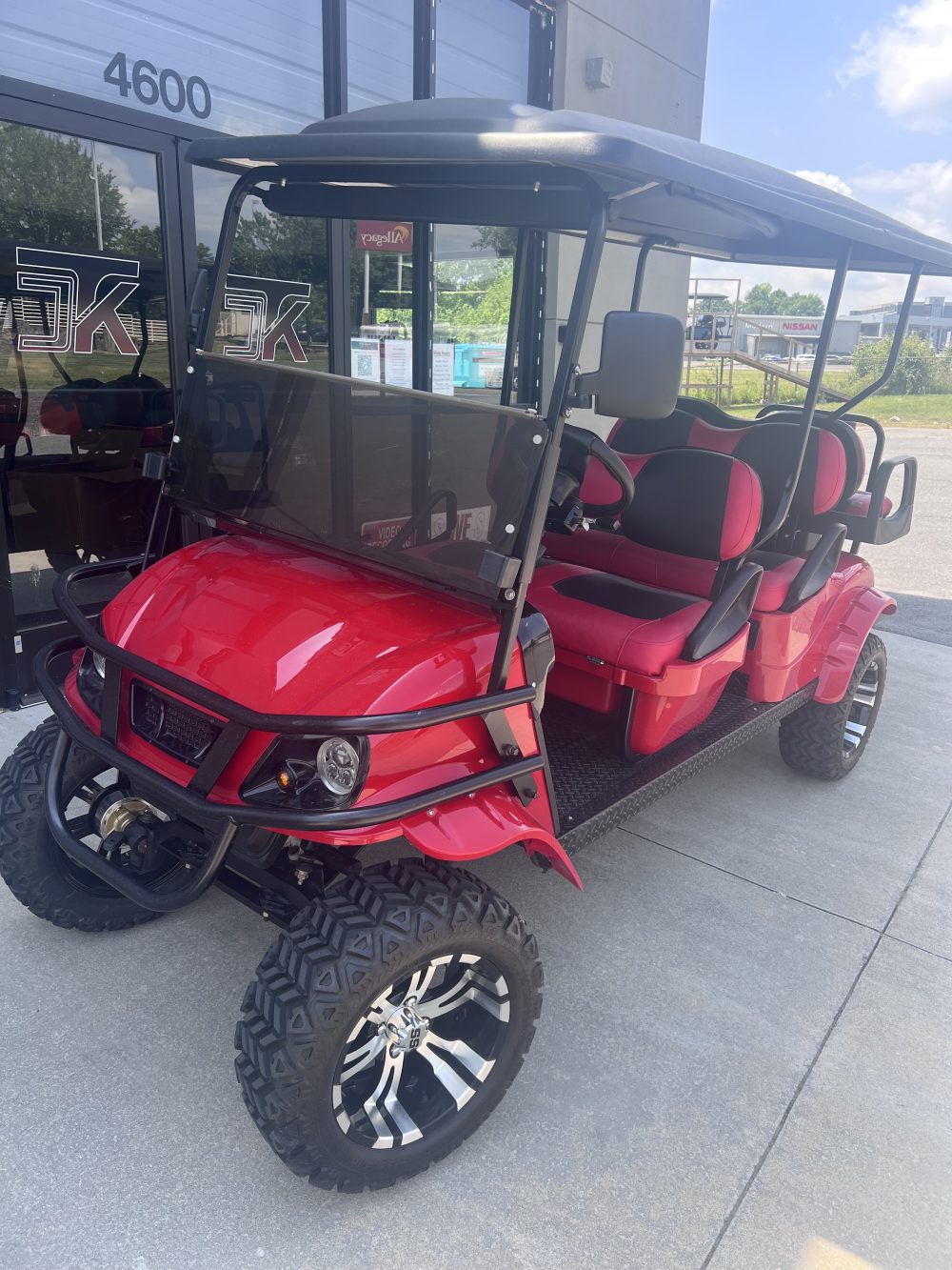 2021 Navitas 6 seater Titan - red - Image 2