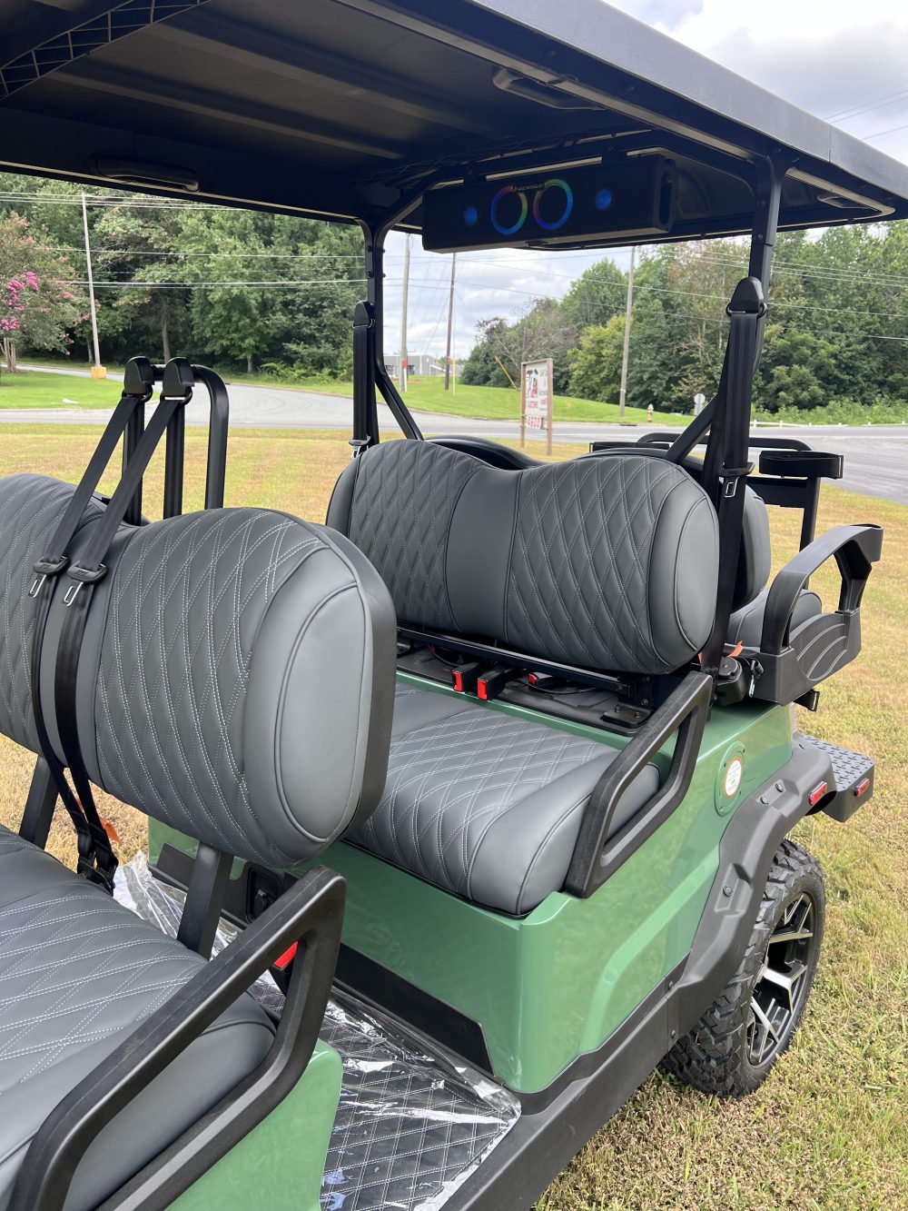 2025 Denago EV Rover XL-6 - Verdant Green - Image 4