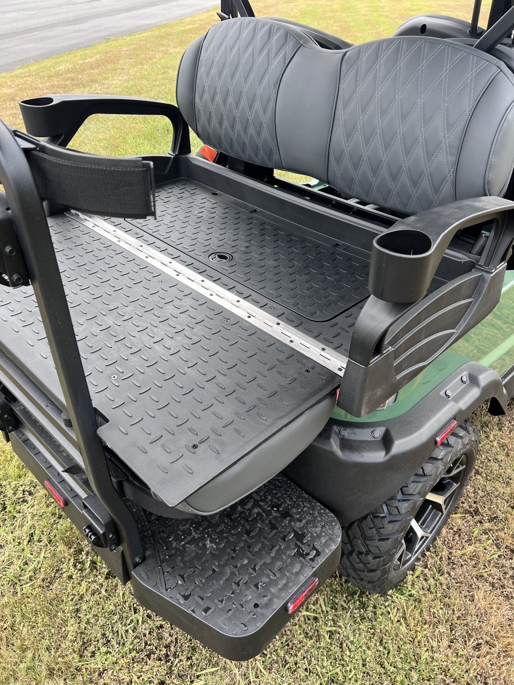 2025 Denago EV Rover XL-6 - Verdant Green - Image 7