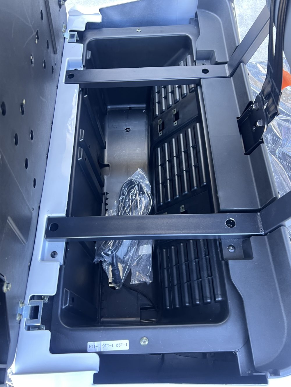 2025 Denago EV Rover XL-6 - White - Image 4