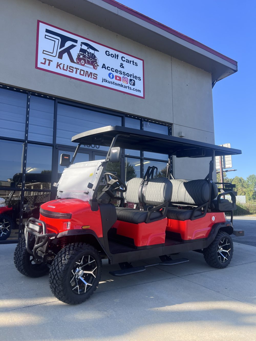 2025 Denago EV Rover XL-6 - Scarlet Red