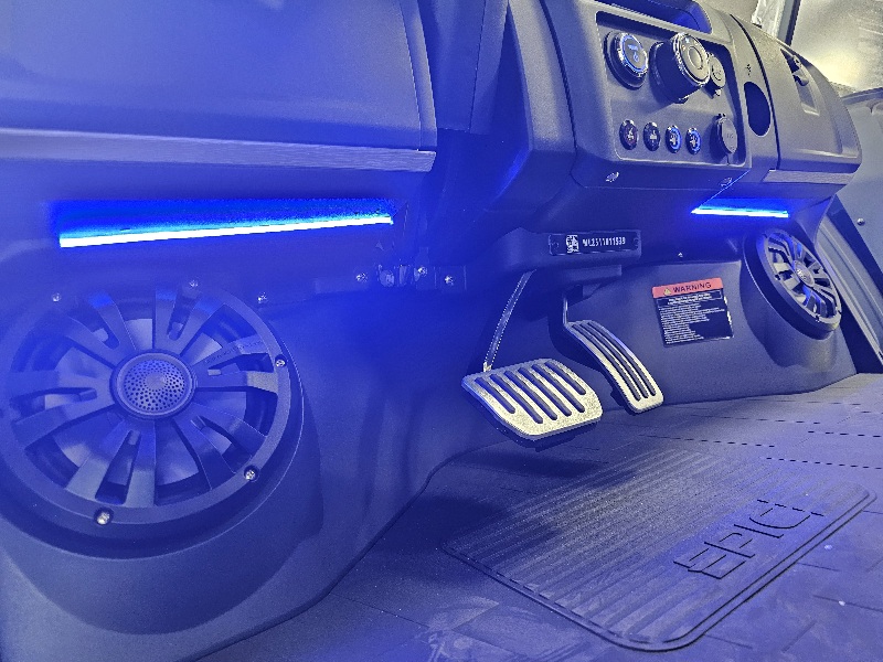 2026 Epic Carts E60FX - Metallic Black - Image 6